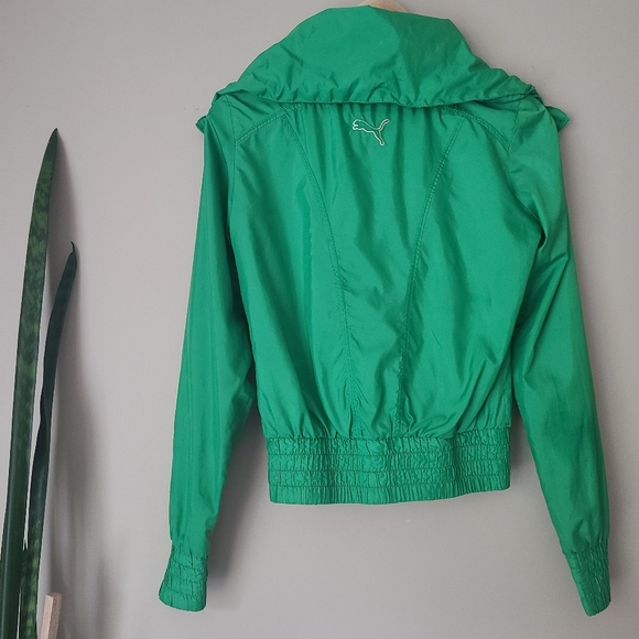 PUMA | Lime Green Lightweight Windbreaker Jacket - Picture 5 of 5